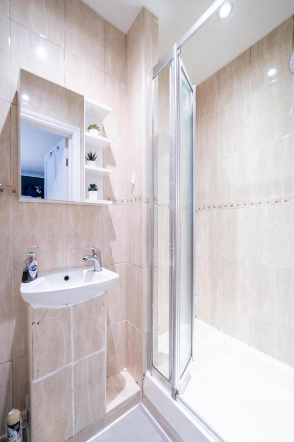 Baron Apartment ลอนดอน ภายนอก รูปภาพ